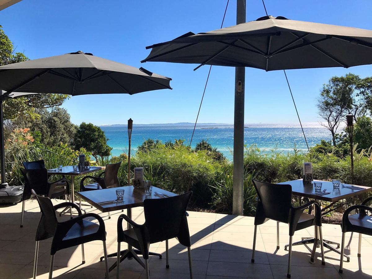 Stradbroke Island Beach Hotel 포인트 룩아웃 외부 사진